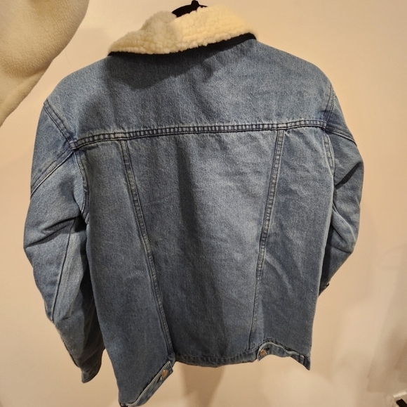 Bolongaro Trevor denim jacket with faux sherling - Picture 4 of 7